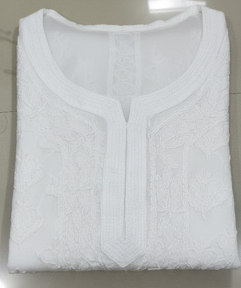 White georgette jaal kurta with hand embroidery - front view